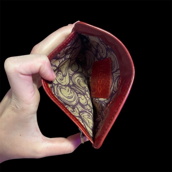 Hobo International Vintage Red Leather Wallet - Picture 5 of 5